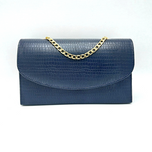 Load image into Gallery viewer, Side split croco boxy Handbag
